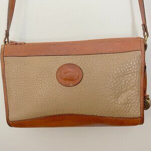 Vintage Dooney & Bourke Zipper Cluth Crossbody Shoulder Bag Handbag